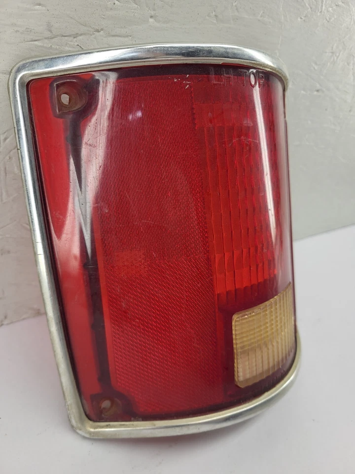 Chevrolet GMC Pickup Suburban Blazer 1973 1987 K5 C10 C20 lámpara trasera guía de lente izquierda Foto 3 de 4