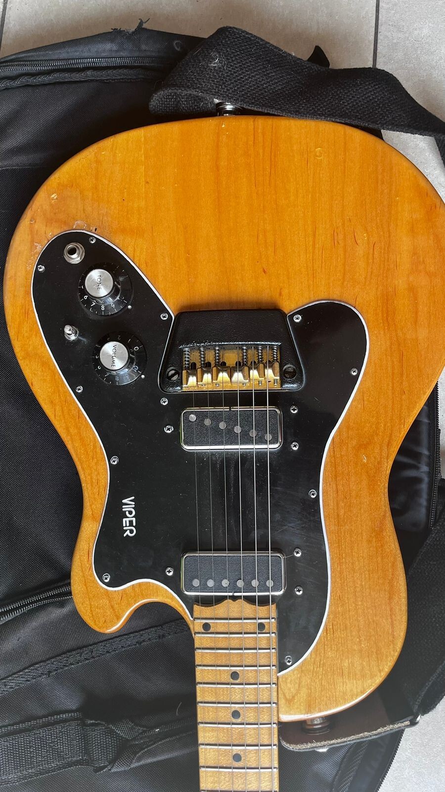 Ovation Viper Electric guitar 1979 as Alex Turner guitar eBay