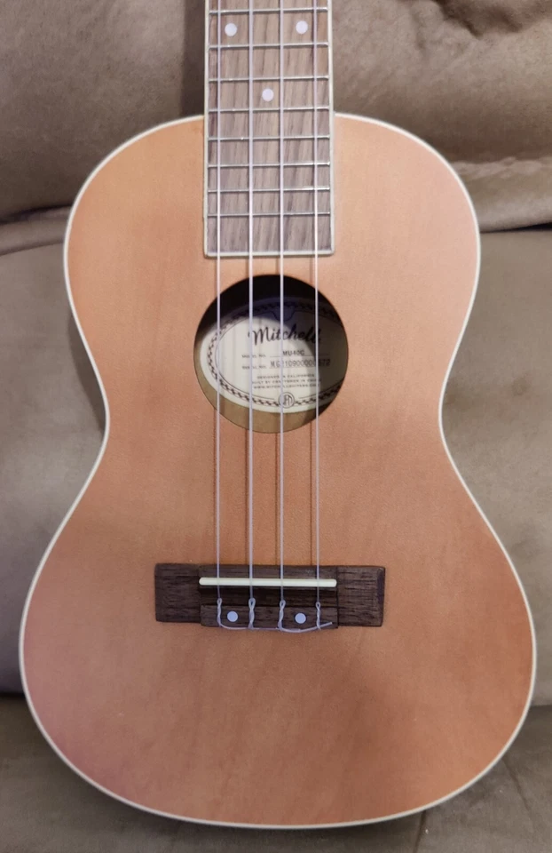 BRAND NEW WITH BOX! Mitchell MU40C Concert Ukulele Natural Finish. Big Sound! - Image 3 of 4