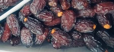 11 LB  MEDJOOL FIRM SKIN DATES.. FAST FREE SHIPPING. FRESH CALIFORNIA DATES