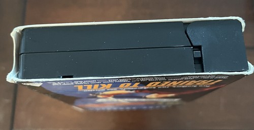 VHS A Brilliant Disguise/Trainiert zum Töten Promo Videos gebraucht SELTENE KOMBINATION - Bild 7 von 7