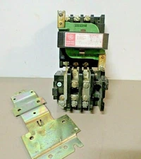 General Electric CR206J100ACA Motor Starter / Contactor w/ Mounting Plate