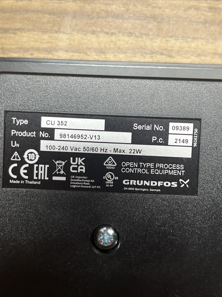 Controlador multibomba GRUNDFOS CU-352 Foto 3 de 4