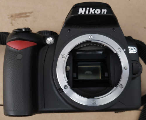 Nikon D60 10.2 MP 18-55mm VR digital camera Kit Tested Works - Picture 3 of 4