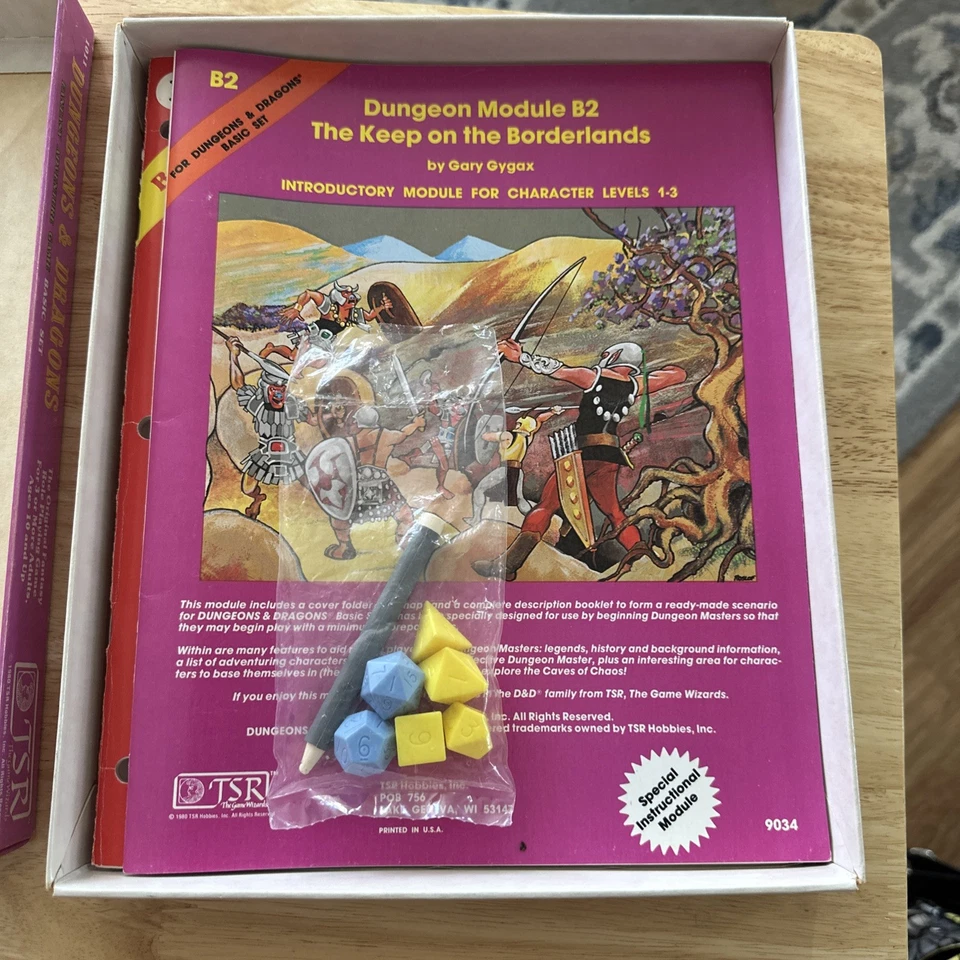 TSR Dungeons and Dragons 1981 Fantasy Game 1011 Basic Set 1 with dice  - Image 2 of 4