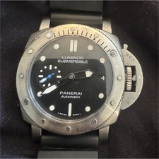 Panerai Luminor Submersible Automatic 300m With Box, Papers and Extra Straps