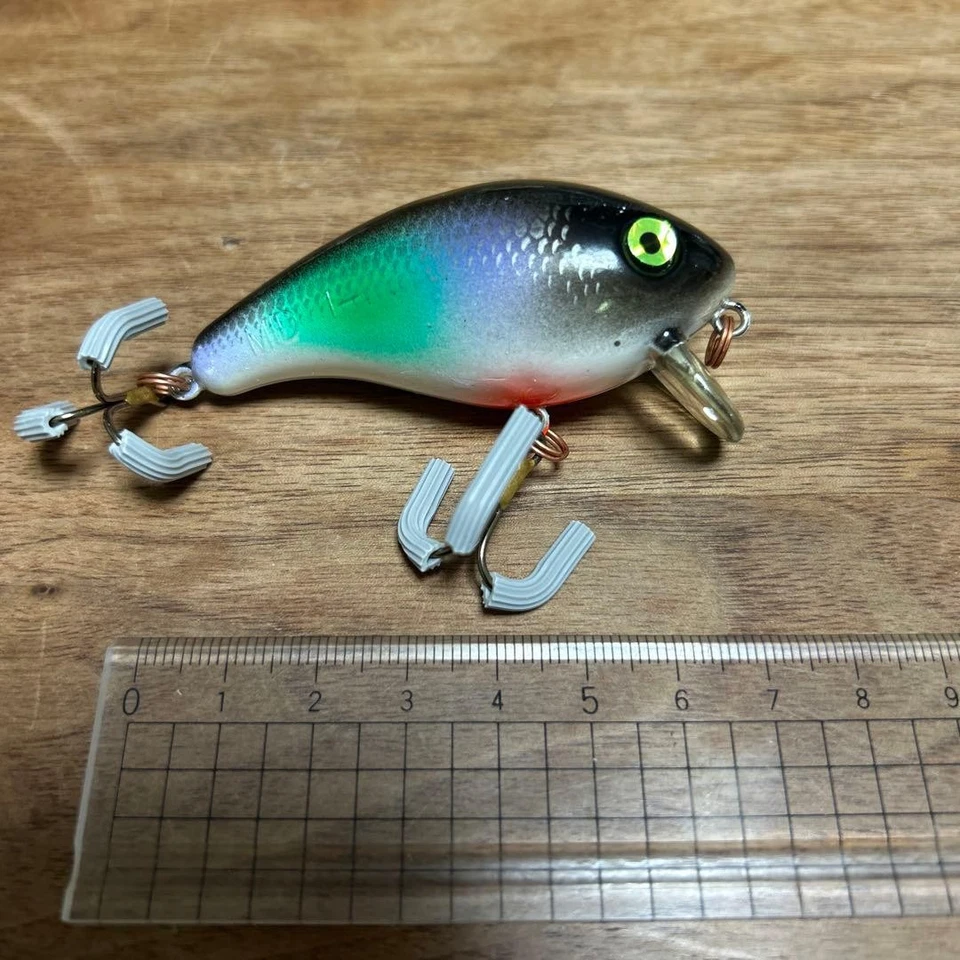 Señuelo de pesca Old Man's Mid One Minus perla flotante usado para lubina bagre mar Foto 2 de 4