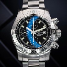 Breitling Avenger Chronograph 43 A13385