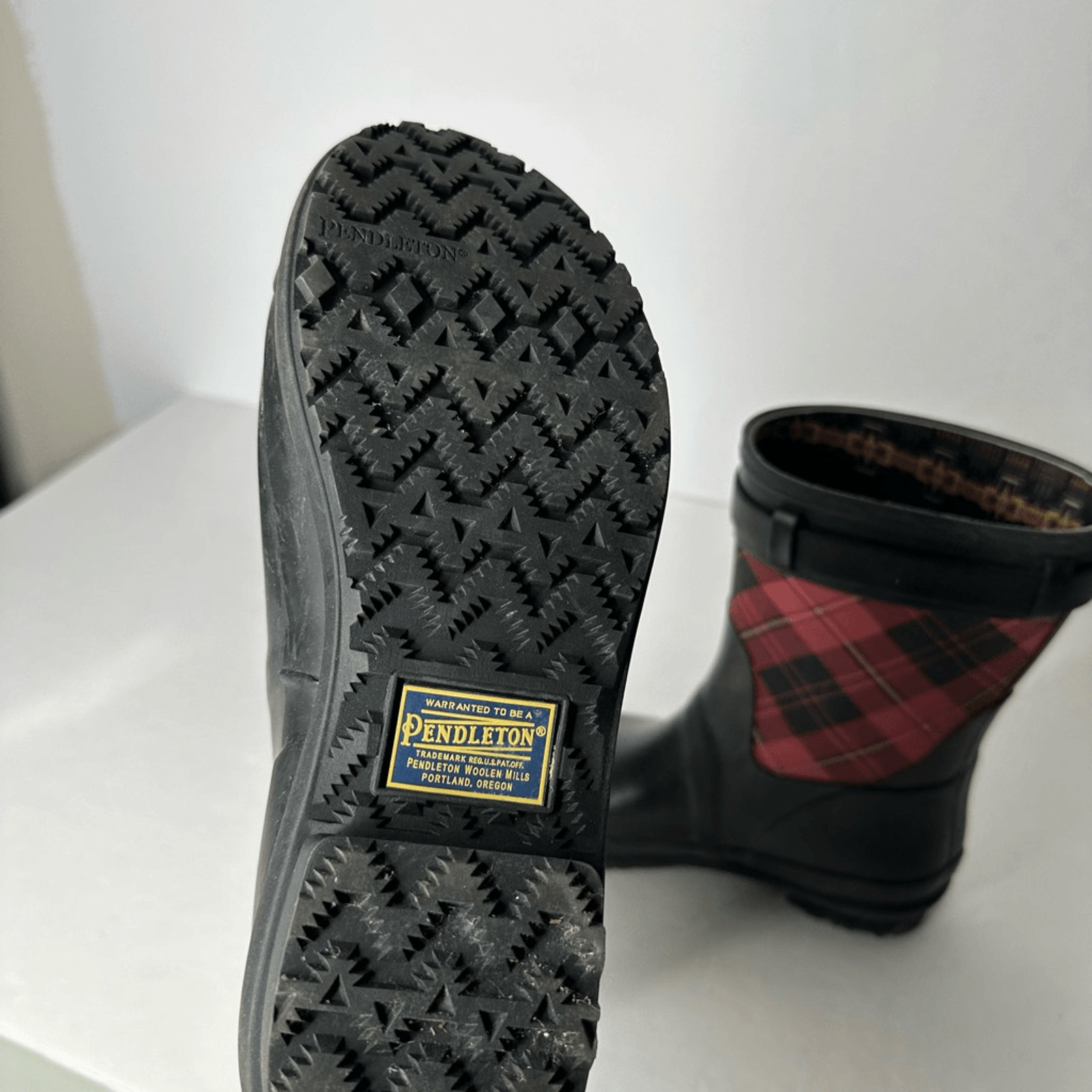 PENDLETON Cunningham Heritage Short Boot Scarlet … - image 6