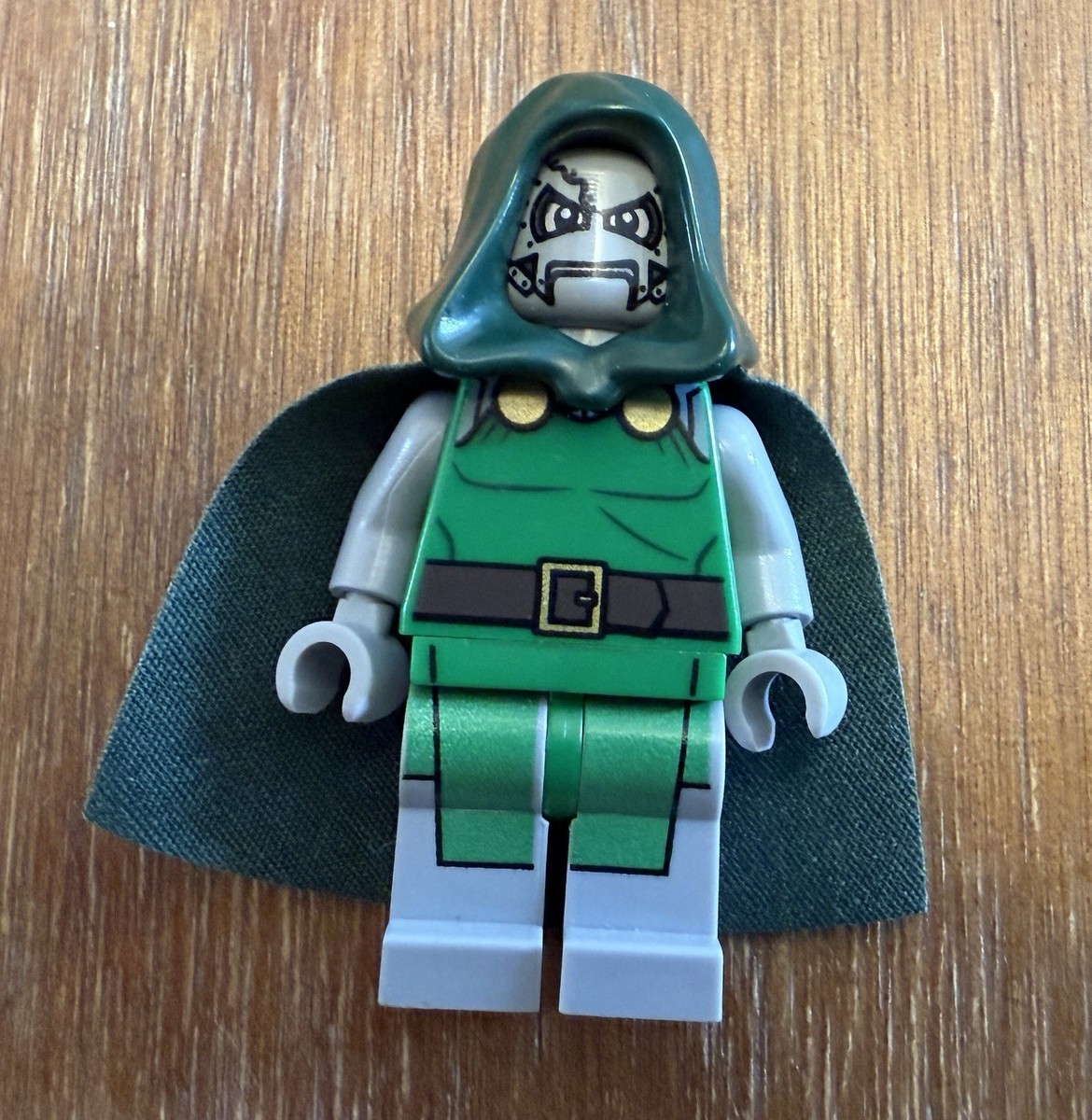 Genuine Lego Superheroes Dr Doom Minifigure (SH0052) UK