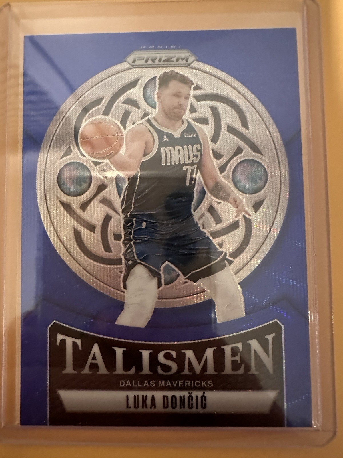 2024-25 Panini Prizm Blue Wave Talismen /175 Luka Doncic #13 - Mavs
