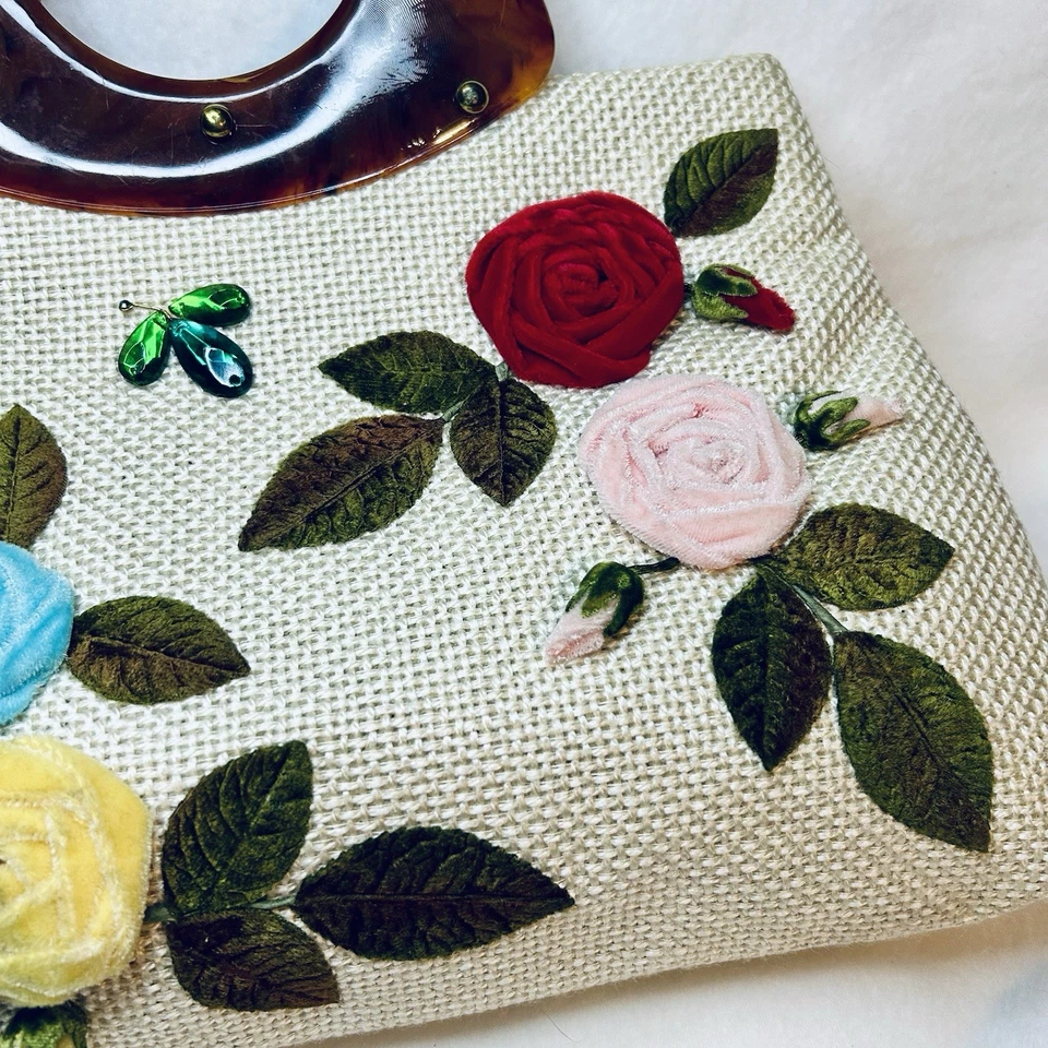 Bolso de Mano Floral Vintage con Rosas de Terciopelo y Asas Lucite Cottagecore Foto 2 de 4
