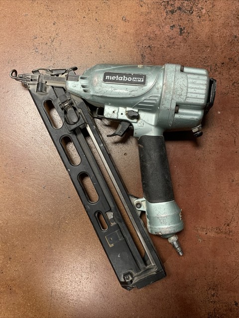 Pneumatic Angled Finish Nailer 15 Gauge 