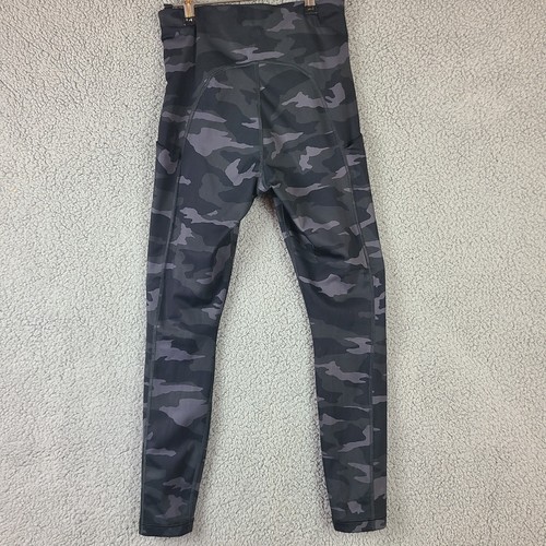 Athleta Ultimate Camo 7/8 Tight Leggings Stash Pockets Size XS Extra Small - Picture 2 of 9