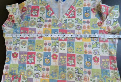 0801 - VTG Scrub Wear Floral Color Block V Neck Short Sleeve Scrub Top - Picture 11 of 19