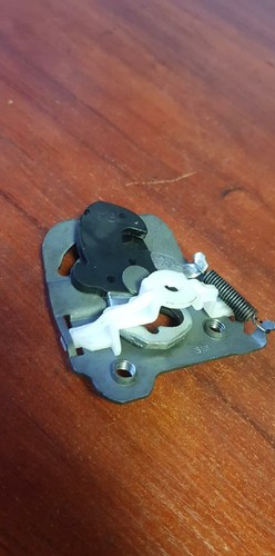 BMW 3 E90 320 i 7142262 2.0 Benzin 125kw 2008 10599042