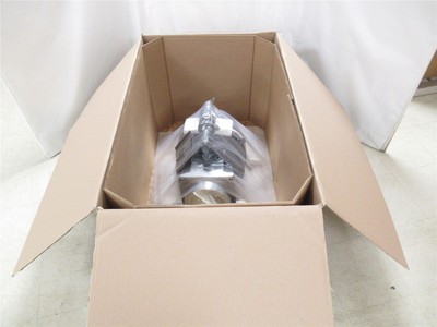 226038 New In Box; Sumitomo LHYJMS8-4B145Y-Y1-28 Gear Box; PA225576; 28:1 Ratio