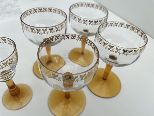 5 MISMATCHED VINTAGE AMBER STEM GILDED VINE COCKTAIL SHERRY COCKTAIL GLASSES - Picture 7 of 8