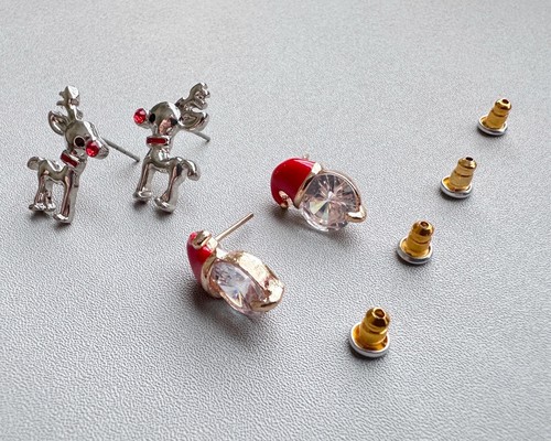 Gorgeous Christmas Snowman Hat & Reindeer Stud Earrings Jewelry set 2 pcs - Picture 3 of 4