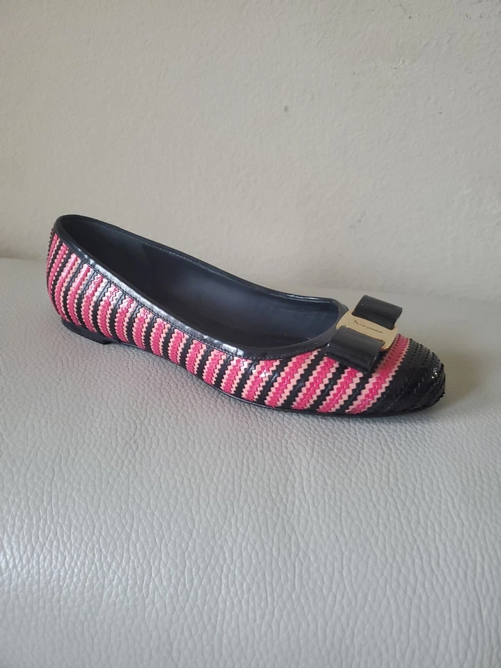 SALVATORE FERRAGAMO Rayas Rosa Negro Varina Arco Acento Ballet Pisos Talla 6.5 C Foto 4 de 4