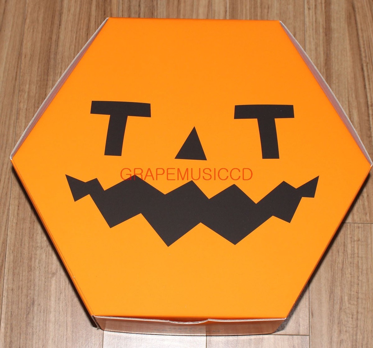 TWICE FANMEETING ONCE HALLOWEEN OFFICIAL GOODS Halloween Kit BOX