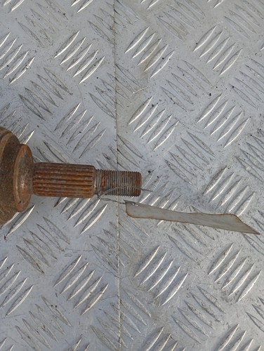 AANDRIJFAS RECHTS Renault Twingo II (CN) Hatchback 3-drs 1.5 dCi 70 (K9K-740) - Afbeelding 2 van 6