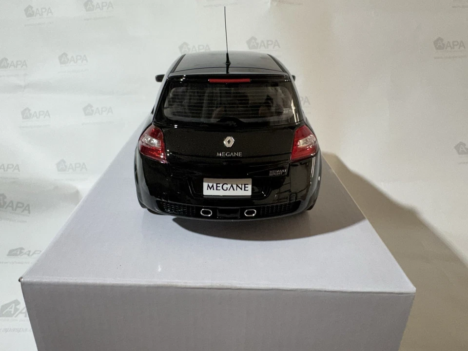 Renault Megane RS 1:18 Ottomobile - Immagine 4 di 4