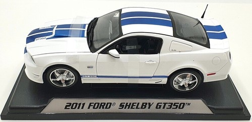 Shelby Collectibles 1/18 Scale 25321S - 2011 Ford Shelby GT350 - White/Blue - Picture 4 of 5