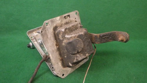 1969 1970 Ford Mustang Auto Floor Shifter with Trim Bezel - Picture 14 of 19
