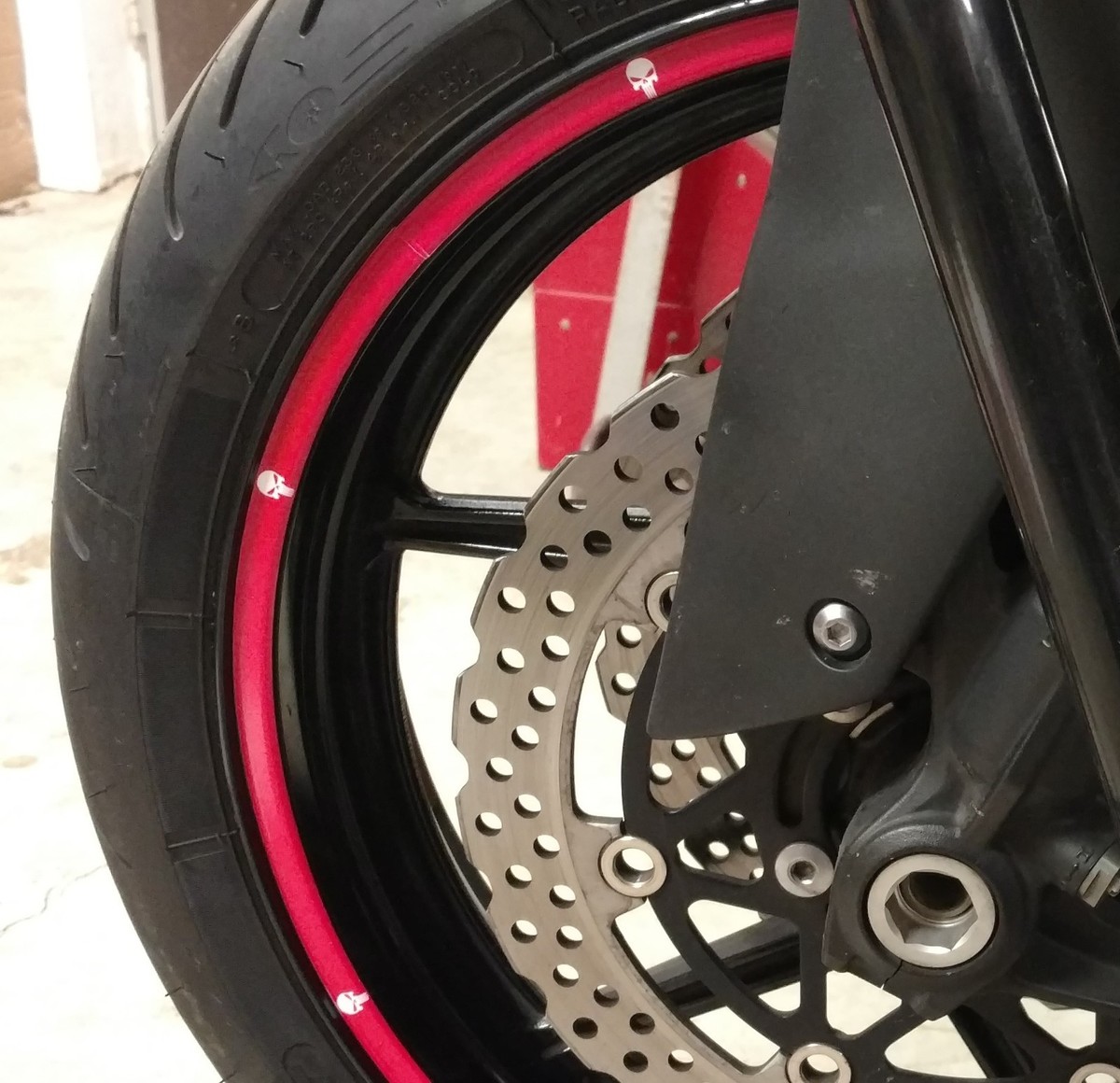 CUSTOM MOTORCYCLE CAR PUNISHER SKULL RIM STRIPES WHEEL DECAL