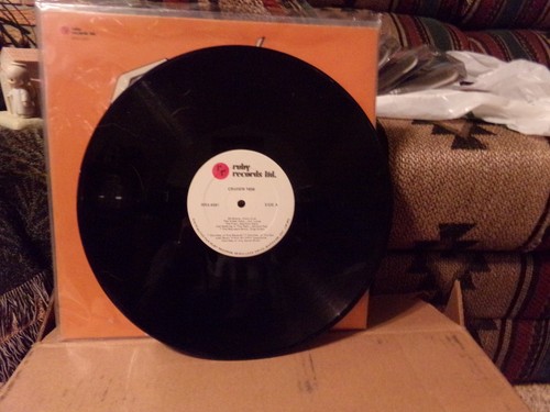 NICE 1956 CRUISIN" RECORD WITH 1956 CHEVY AND GIRL /reduced price - Picture 4 of 4