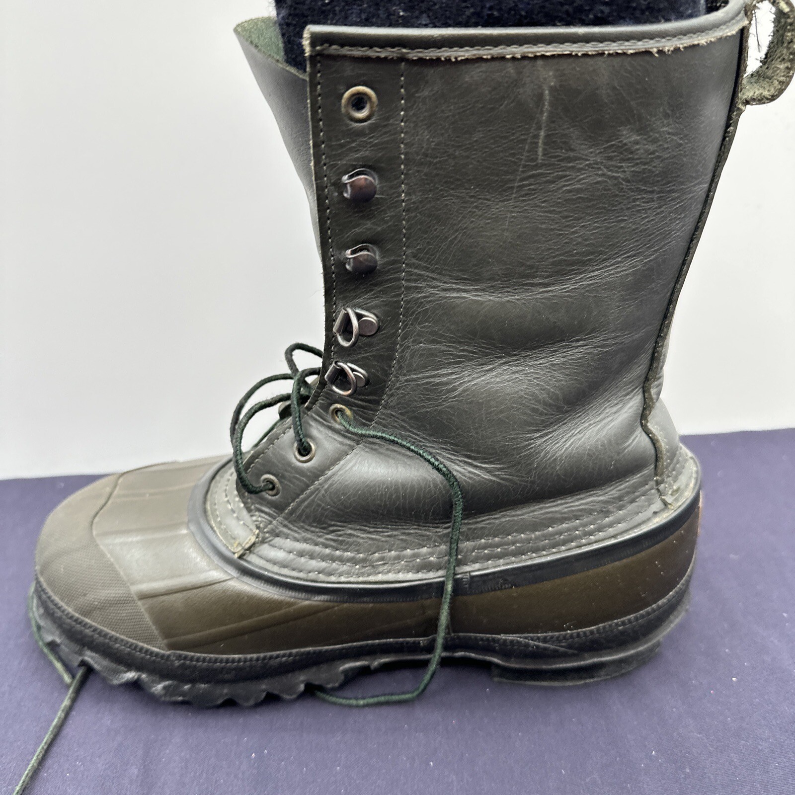 Lacrosse Iceman Dark Green Winter Waterproof Insulated Fiberglass Shank