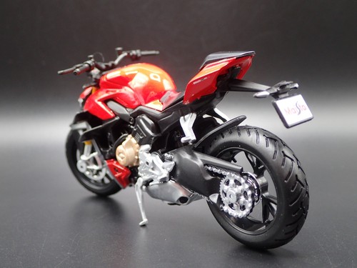 DUCATI SUPER NAKED V4S BIKE MOTORCYCLE RED 1/18 SCALE DIORAMA DIECAST MODEL BIKE - Picture 7 of 9