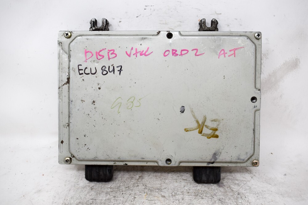 JDM Honda Civic D15B Stage VTEC Engine Computer ECU 37820
