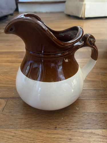Vintage McCoy Pottery USA Signed Pitcher #7515 Stamped Brown & Cream 7-1/4"H