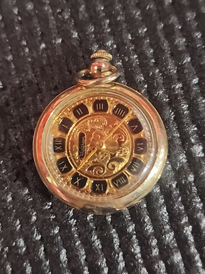 Vintage Waltham 17 Jewel Swiss Pendant Watch damaged Not Working