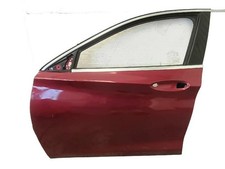 Porte avant et accessoires Infiniti Q30