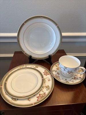 4 Sets Wedgwood Bone China Oberon Flat Rim Soup Bowl, Salad, Bread, Cup, Saucer