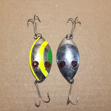 Vintage Red Eyed Wiggler Spoon Fishing Lures, 3", 1 silver, 1 frog pattern