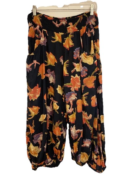 CAKE The Label Floral Lightweight Cropped Harem Pants Sz L Hippy Boho