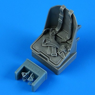 Fw 190A/F/D seat with seatbelts for Zoukei Mura / 1:32 - Quickboost 32333