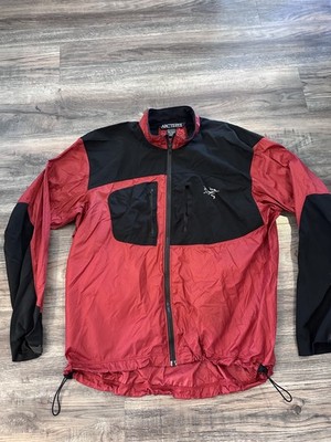 Vintage Arc'teryx Men's TAU JACKET Crimson Red MADE IN CANADA Size