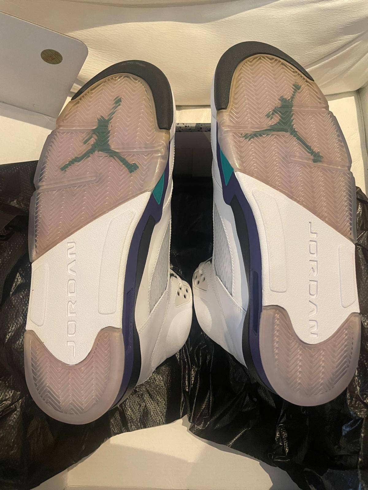 Jordan 5 Retro Grape 2013 UK 10 - BNIB - Never worn - RARE image 2