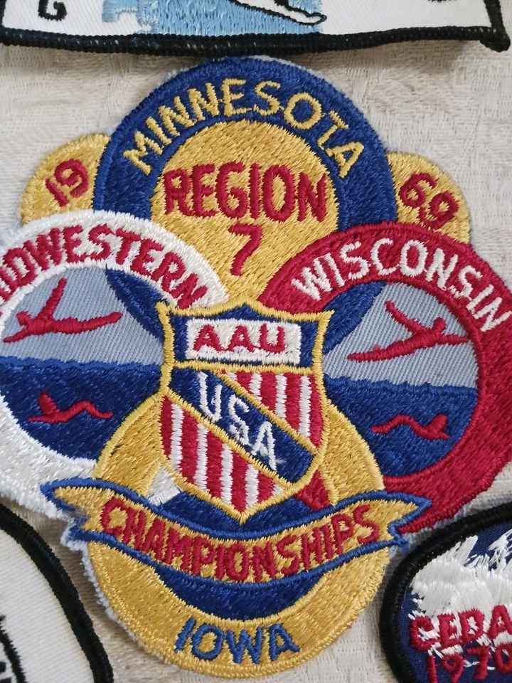 Lot of 6 Vtg Swimming Diving Patches 1969-70 Iowa AAU Cedar Falls Rapids Vinton - Image 3 of 4