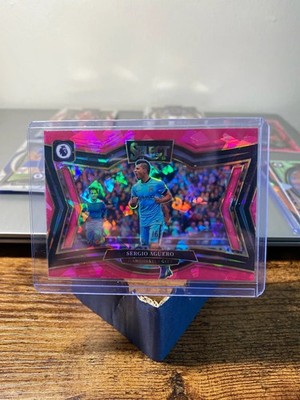 Sergio Aguero Man City Pink Cracked Ice Football Card Panini Select 24/25
