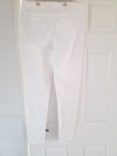 Marks & Spencers Size 14 Soft White Jeggings, Pull on, worn once - Picture 4 of 5