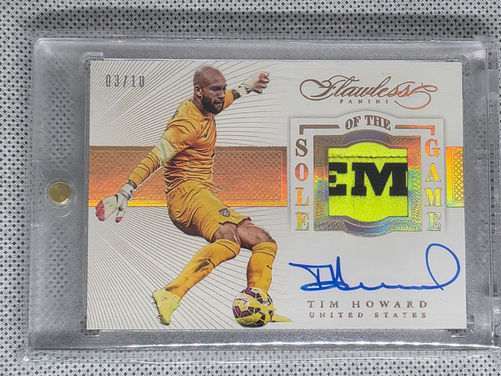 2015-16 Flawless Tim Howard Sole Of The Game Cleats Match Worn Auto #3/10 view 1