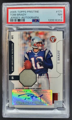 2005 Topps Pristine Tom Brady /25 #171 Game Worn Jersey Auto PSA 7 Patriots RI