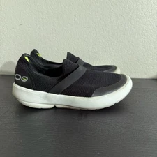 Oofos OOmg Low Shoe Black White Athletic Comfort Slip On Shoes Women's Size 8 US