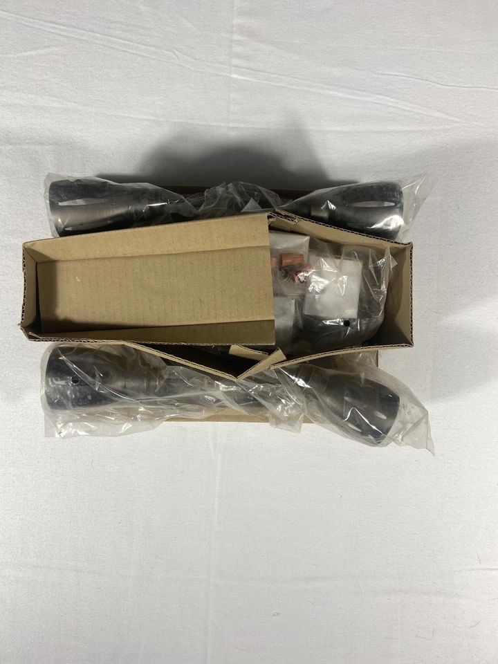 Portafolio Accesorio de Pista de 4 Luces Acabado Bronce, Nuevo en Caja, Cabezales Ajustables Foto 3 de 4